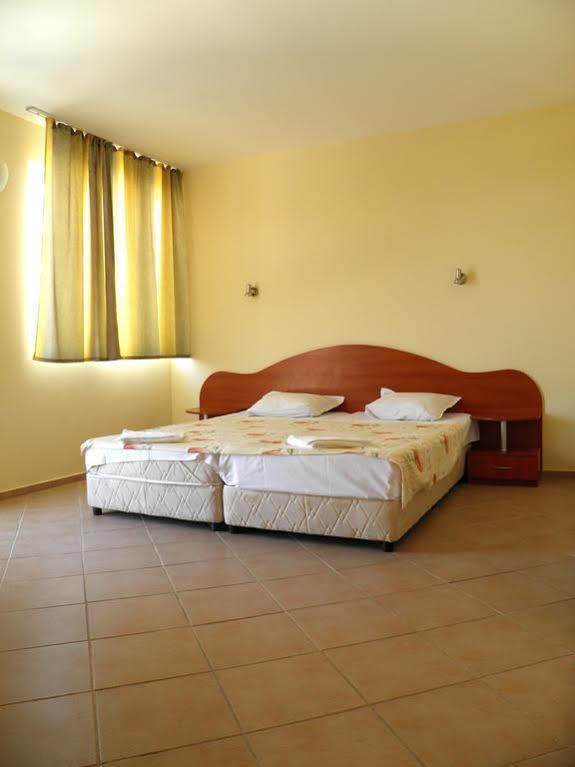 Hotel Elmaz Lozenets Exterior photo